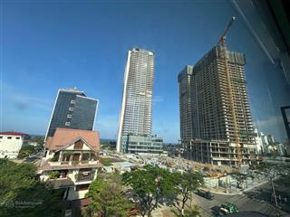Bán khách sạn vip mt hồ nghinh gần công viênview biển 120m2 ngang 6m6 tầng dang kd dthu 100tr/th