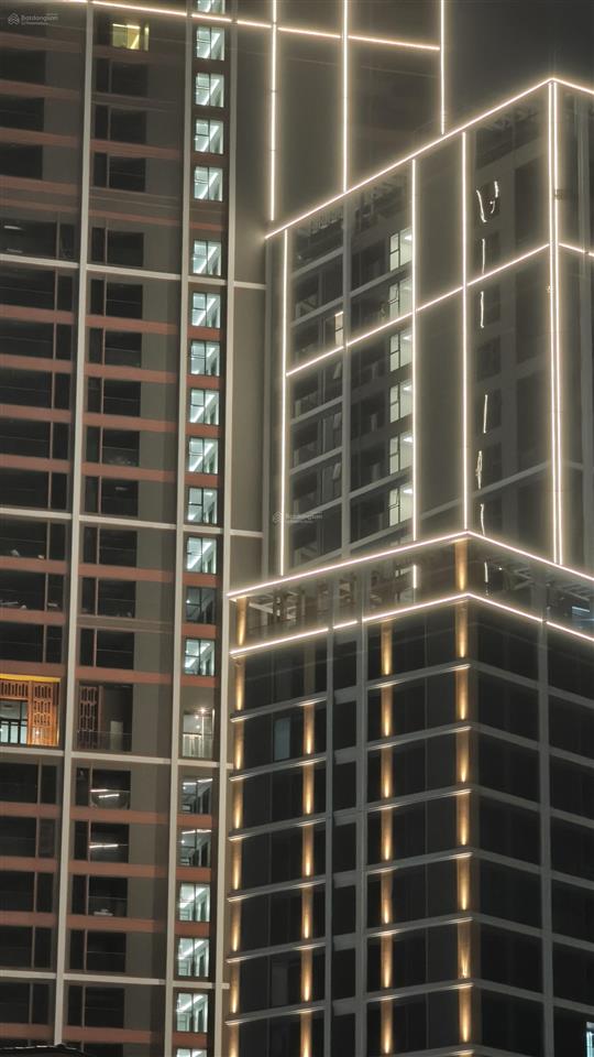 Khối đế panoma 2, ngay ngã tư, sãnh, 272m2. 5 phút tới biển, khu dân cư cao cấp