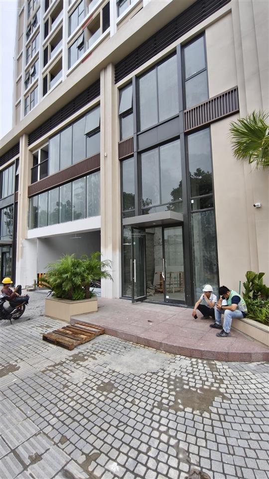 Khối đế panoma 2, ngay ngã tư, sãnh, 272m2. 5 phút tới biển, khu dân cư cao cấp