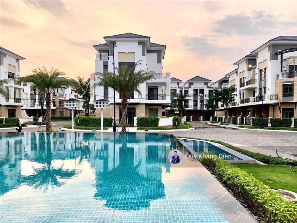 Căn góc 3mt view hồ bơi verosa khang điền  177m2 nhà thô  cực kì mát mẻ  chủ thiện chí bán nhanh