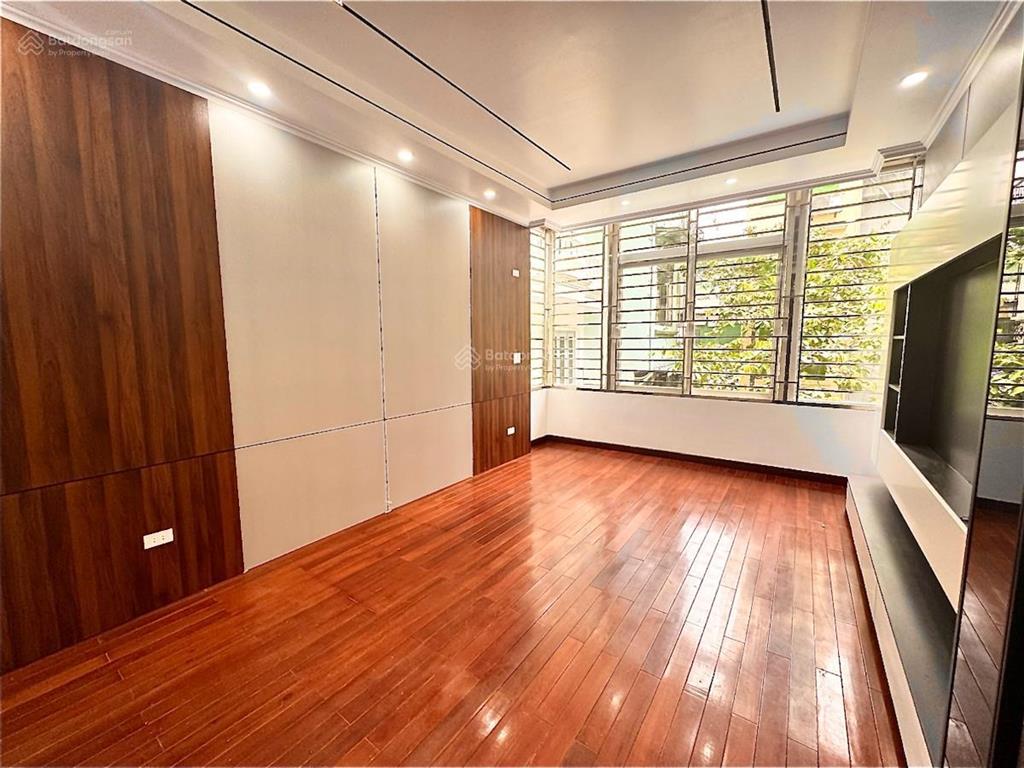 Siêu phẩm đống đa  dt 55m  2 thoáng full nội thất  10m ra phố  chợ văn chương  vf3 đỗ cửa