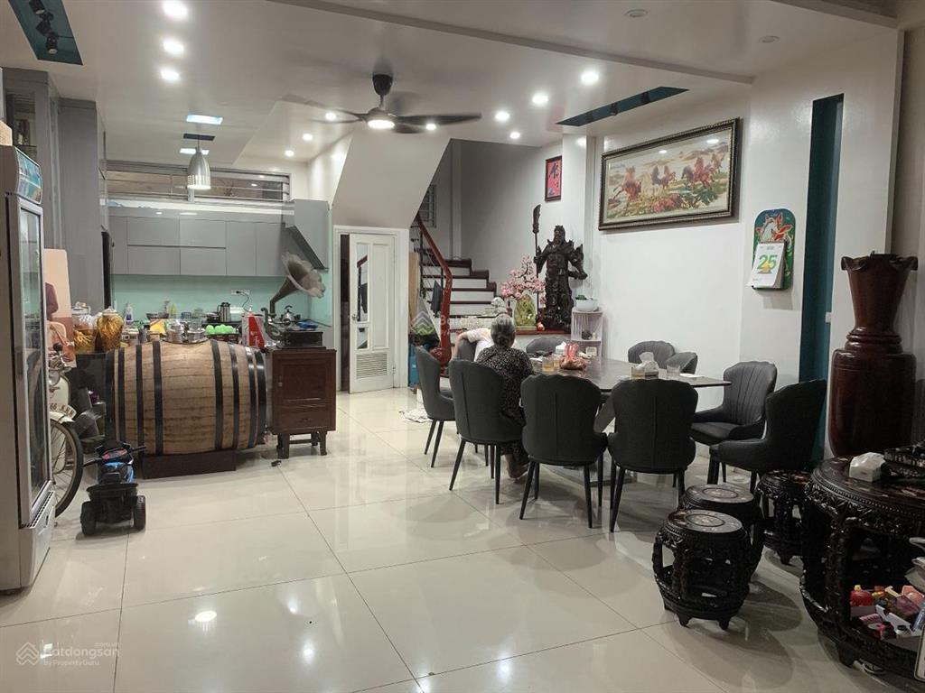 Phố vip quận đống đa dt 62m  kinh doanh ô tô tránh chạy quanh