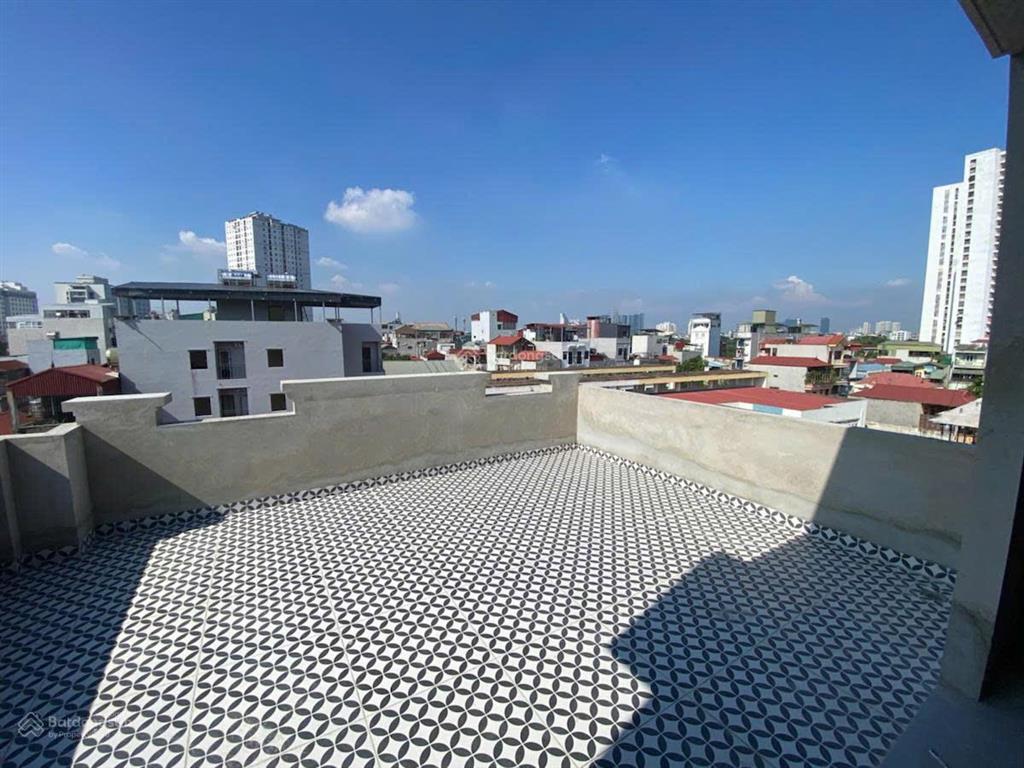 Chính chủ cần bán nhà cổ nhuế  dt 50m2  7 tầng thang máy  lô góc