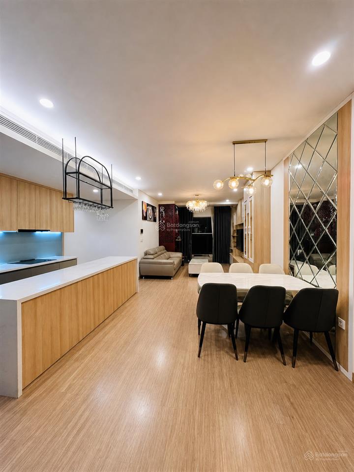 Giảm giá cực sốc  chỉ 13,5 tỷ đồng! sở hữu căn hộ 128m2 tại sky park residence
