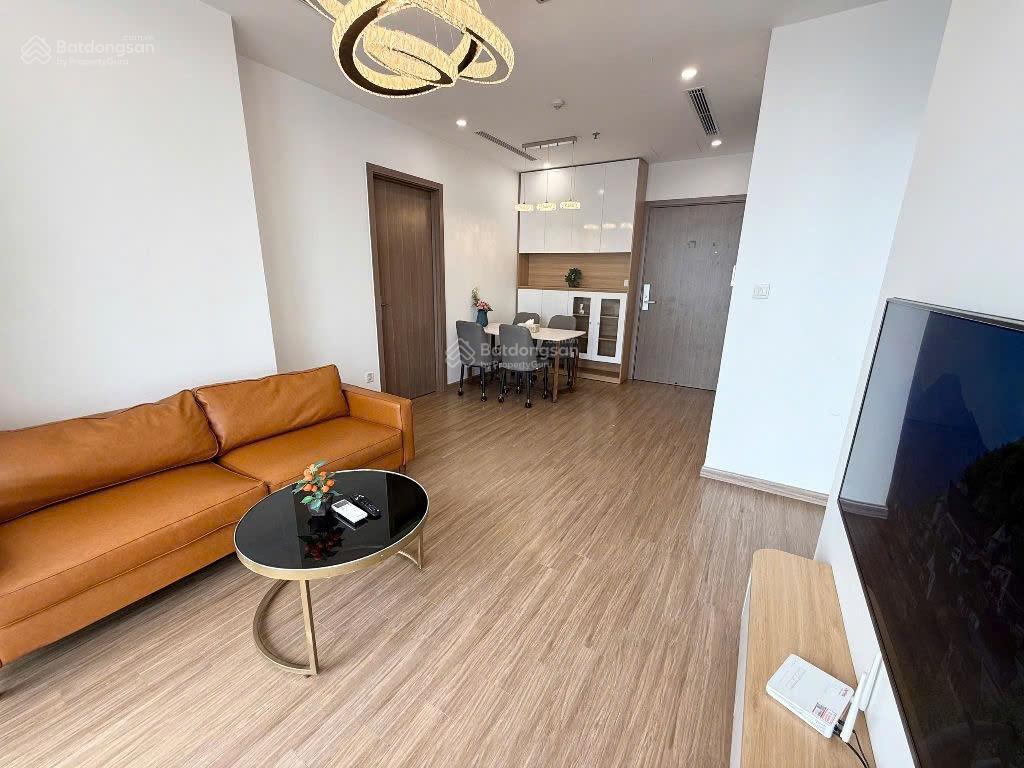 Cho thuê căn hộ tại center point 219 trung kính  tòa nhà vị trí "vàng" trung tâm cầu giấy