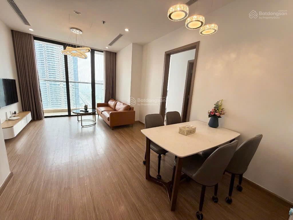 Cho thuê căn hộ tại center point 219 trung kính  tòa nhà vị trí "vàng" trung tâm cầu giấy
