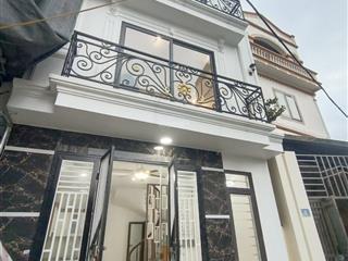 Bán nhà việt hưng, long biên  nhà 5 tầng  giá tốt 6,2 tỷ