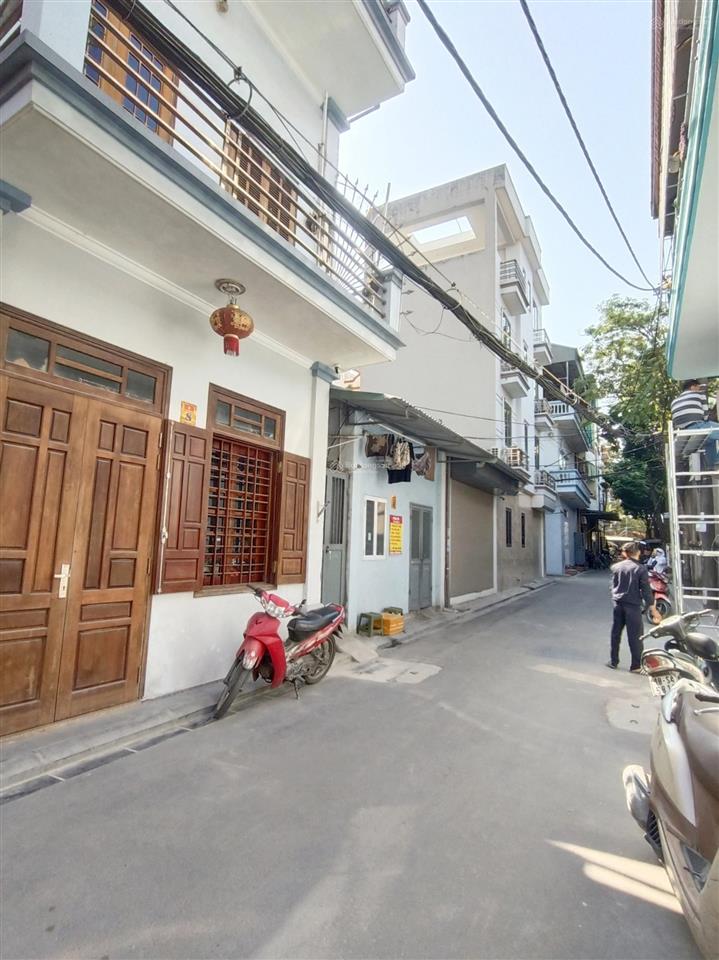 Bán nhà bồ đề, long biên, 34m2. nhà 5 tầng, gần ngõ ô tô, giá nhỉnh 7 tỷ