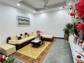 Hiếm ngọc lâm , long biên | 56m, 6 tầng thang máy | sát chợ kinh doanh dòng tiền, nhỉnh 14 tỷ