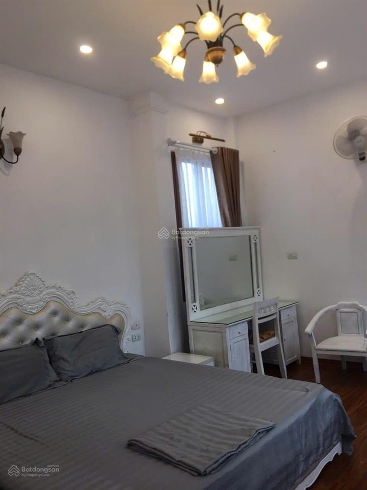 Căn hộ đẹp phố huế  bà triệu, dt 35m2 gồm 1 pn, khách + bếp, vệ sinh khép kín giá 6 triệu/tháng