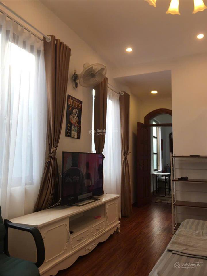Căn hộ đẹp phố huế  bà triệu, dt 35m2 gồm 1 pn, khách + bếp, vệ sinh khép kín giá 6 triệu/tháng