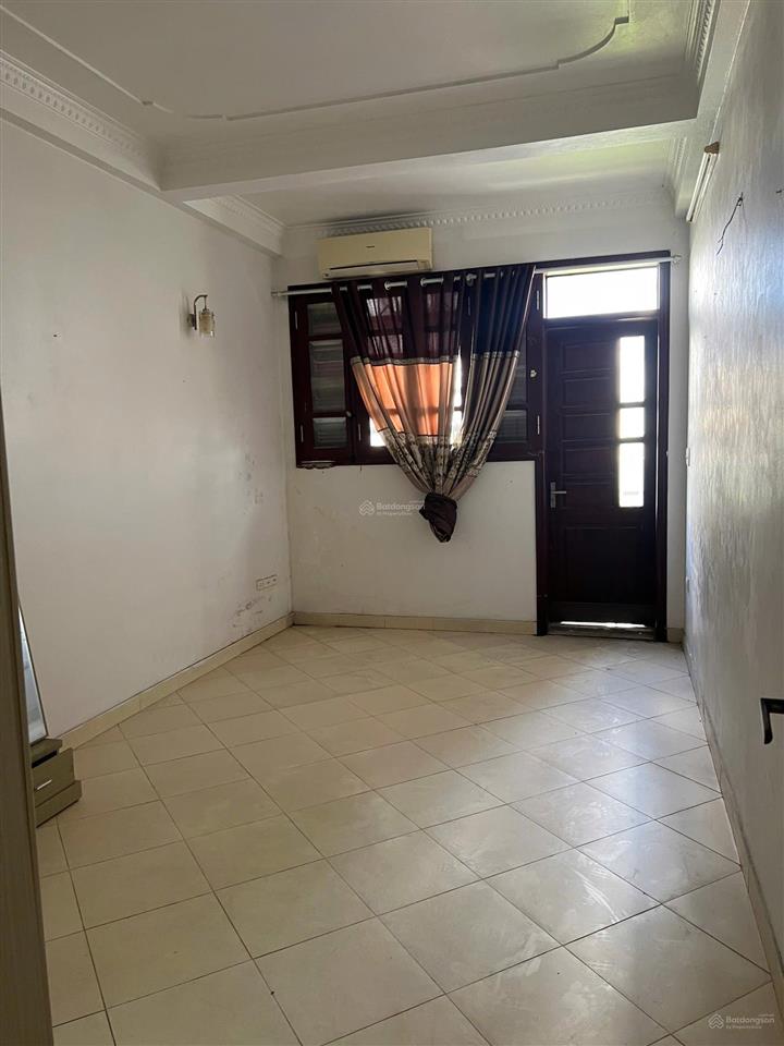 Nhà nguyên căn ngõ 3 ô tô tránh phố văn cao, dt 70m2 x 5 tầng, mt 5m, giá 19 triệu. nhà mới, đẹp