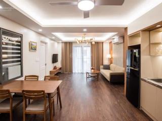 Căn hộ có ban công siêu thoáng, đẹp, phố huế, dt 80m2, gồm 2 pn, vs khép kín giá 20 triệu.
