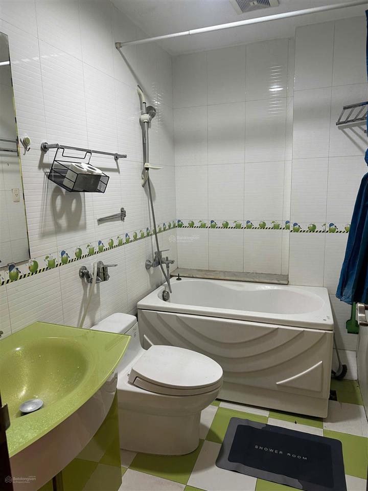 Cho thuê căn hộ đẹp phố phan chu trinh  lò đúc, dt 40m2, 1 pn, bếp khách riêng biệt, giá 8tr