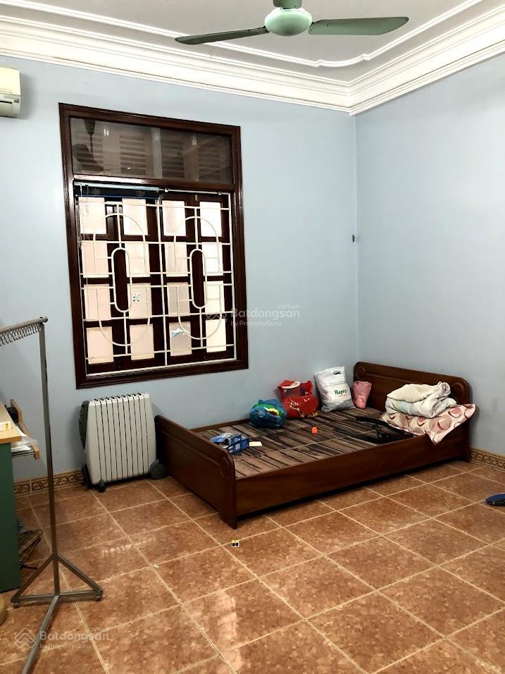 Cho thuê nhà nguyên căn ngõ 25 phan đình phùng, dt 60m2 x 4 tầng, mt 5m, giá 20tr. nhà mới, đẹp