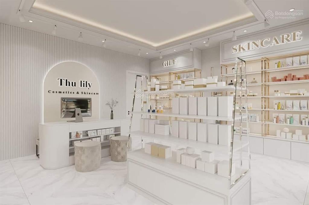 Nhà mặt phố tuệ tĩnh đang kd thời trang  dt 70m2 x 5 tầng, mt 4m, giá thuê 55 triệu/tháng
