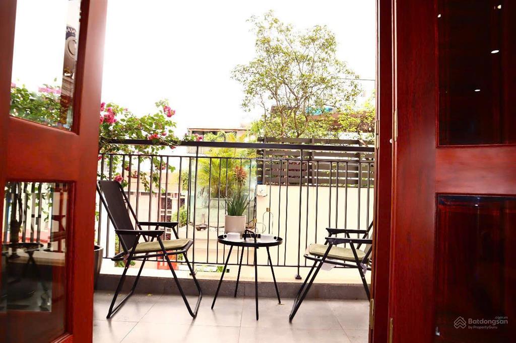 Căn hộ đẹp phố tôn thất thiệp  lý nam đế, dt 65m2, 1pn. 2 ban công thoáng, giá 14tr