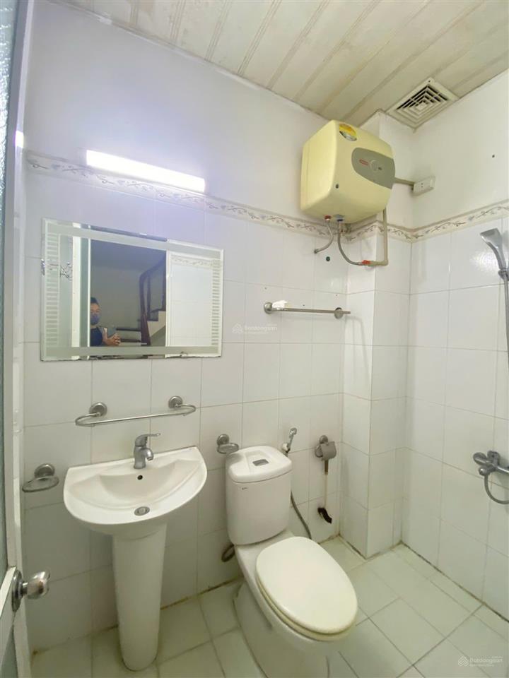 Phân lô ngõ 61 lạc trung, dt 70m2 x 4 tầng, mt 4,5m giá 19tr. nhà khá mới đẹp, ngõ 2 ô tô tránh