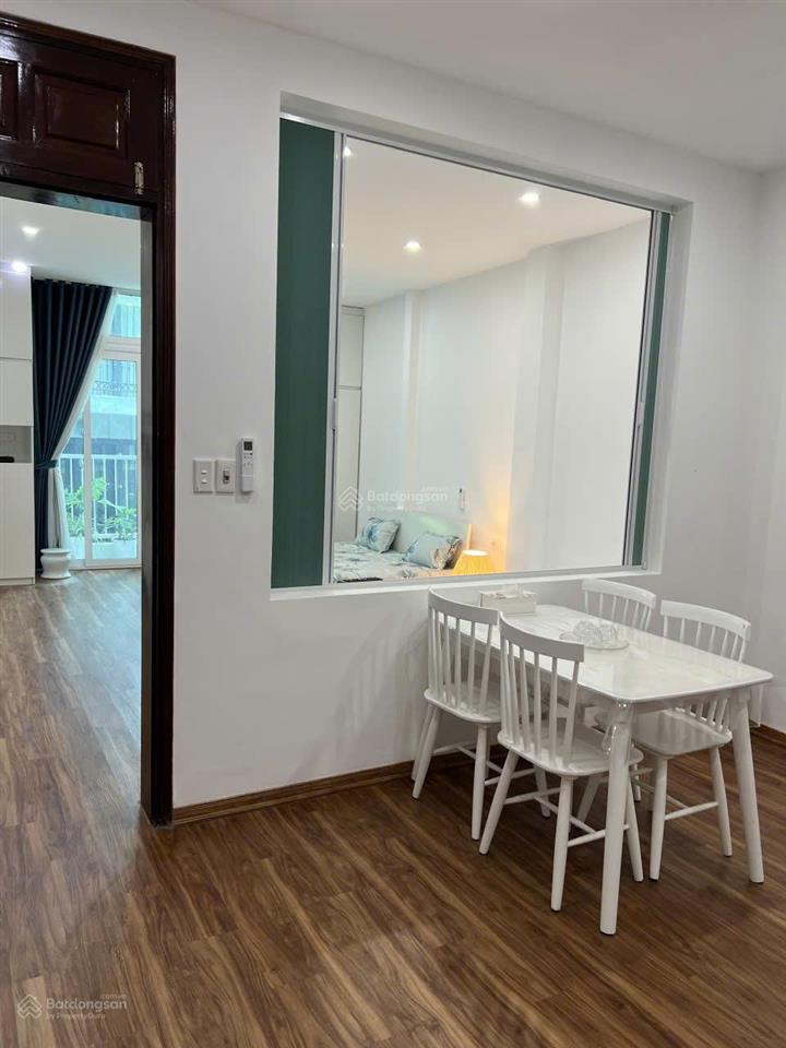 Căn hộ thoáng, đẹp, nhiều ánh sáng phố liên trì  nguyễn du, 50m2, gồm 1 pn, giá thuê 10 tr/th