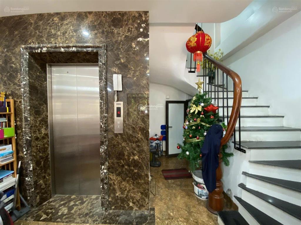 Nguyên căn, thang máy phố trần quốc toản, 50m2 x 5 tầng, mt 5m. ngõ rộng, yên tĩnh