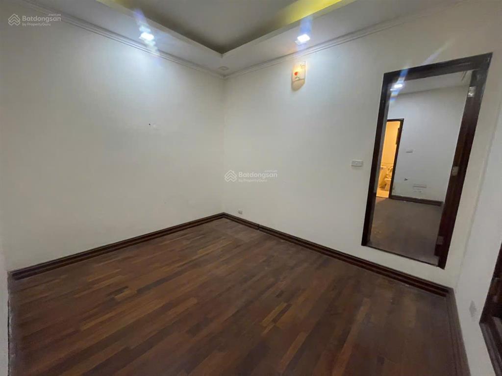 Siêu hiếm nhà nguyên căn homestay, căn hộ, nhà ở phố lý thường kiệt, 60m2 x 5 tầng, giá 20tr/tháng