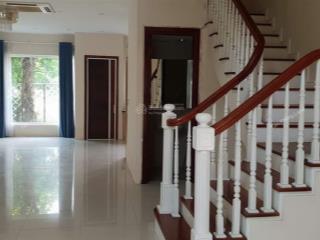 Chủ mới sơn sửa lại cần cho thuê gấp liền kề splendora 126m2 20tr/ tháng