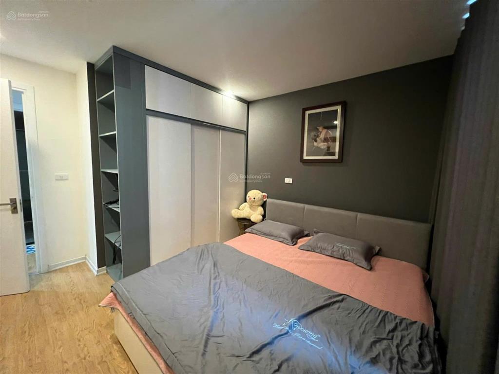 Bán gấp căn hộ chung cư tại golden field, 9 tỷ, 90m2, 3n2wc, vào ở ngay, tầng trung, full nội thất