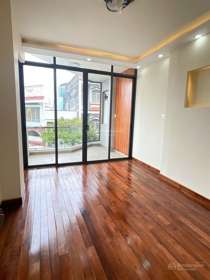 Mặt tiền kinh doanh sát đường phạm hùng, phường 4, quận 8 xe hơi đậu trong nhà, giá 9,2 tỷ