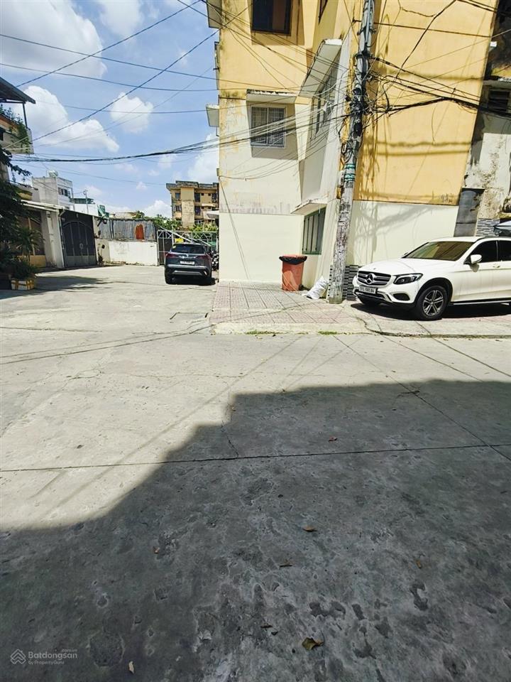 Mặt tiền bùi minh trực, gần chợ sáng phường 6, q8 cần bán gấp giá chỉ 9,5 tỷ.