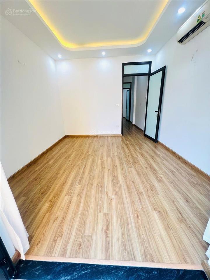 Nhà đẹp bằng liệt linh đàm  dân xây, phân lô, ngõ thông, ở ngay, giá cực hấp dẫn