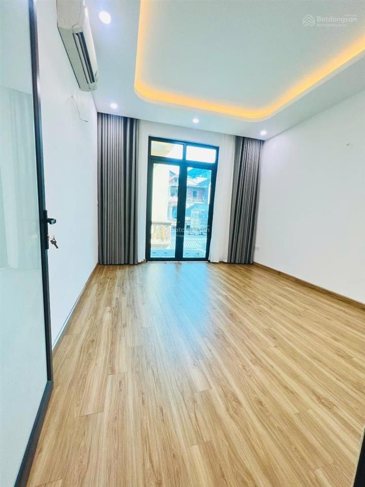 Nhà đẹp bằng liệt linh đàm  dân xây, phân lô, ngõ thông, ở ngay, giá cực hấp dẫn