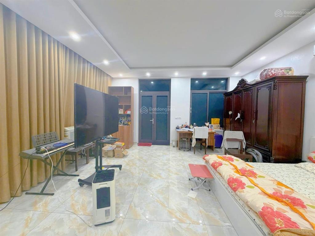 Giá quá hợp lý! kđt định công  lô góc, ô tô tránh đỗ 2 bên, kinh doanh đỉnh cao, pháp lý chuẩn.