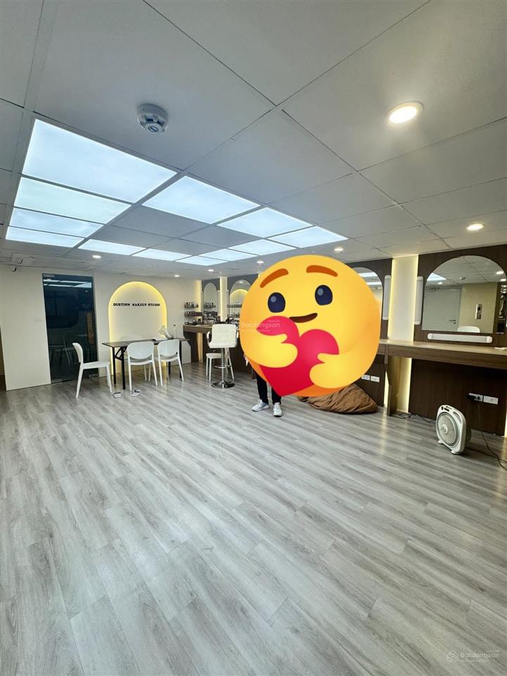 Siêu phẩm mặt phố trần hữu tước, tòa văn phòng kết hợp căn hộ, 8 tầng nổi+ 1 hầm, dt 180tr/ tháng