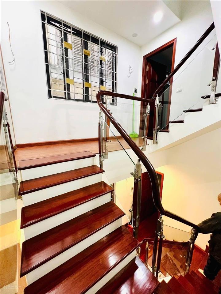 Nhà cực đẹp! tôn đức thắng đống đa, lô góc dân xây cực chất, ngõ phân lô, kinh doanh, 45m5 tầng