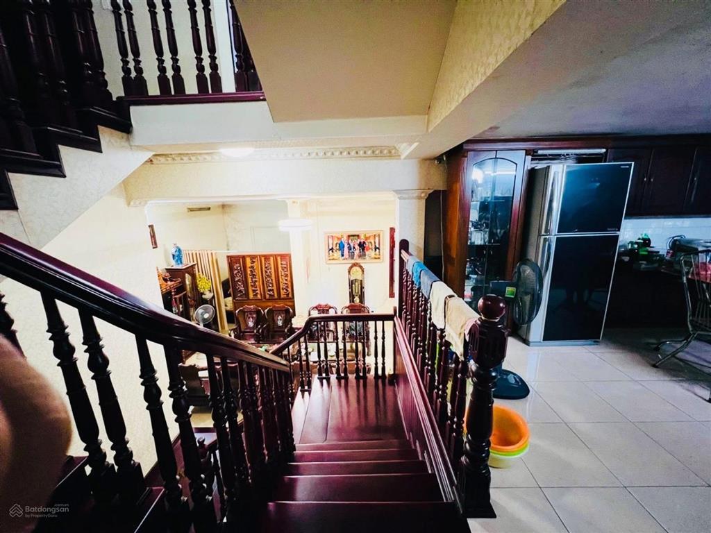 Biệt thự nguyễn cơ thạch kđt mỹ đình khu víp nam từ liêm giá cực sốc nhỉnh 300tr/m