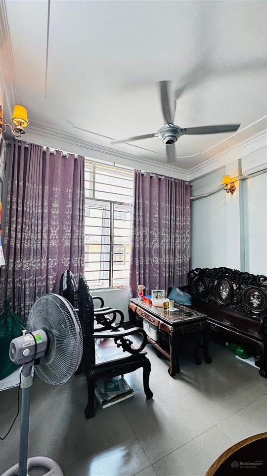 Mặt phố nguyễn văn tuyết đống đa ôtô tránh vỉa hè 2 bên phố ẩm thực kinh doanh giá sốc 20 tỷ