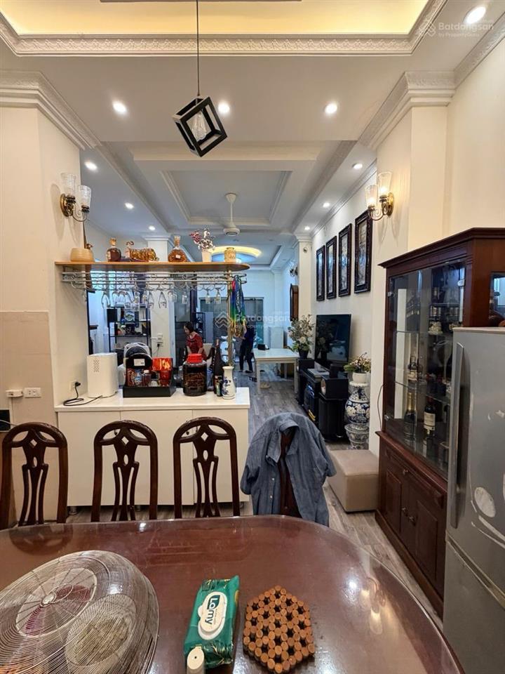 Nóng! láng hạ đống đa ngõ thông phân lô, gần ôtô, kinh doanh, 52m5t 5,5m mt giá 16,8 tỷ