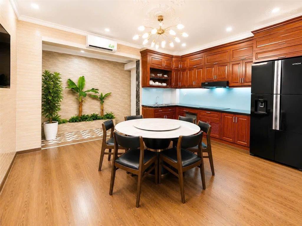 Siêu phẩm kim giang 20m ra mặt phố ô tô vào nhà, 2 thoáng, vừa ở làm văn phòng, giá 179tr/m2