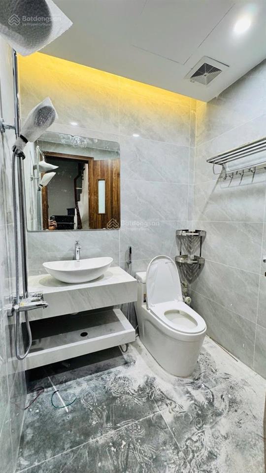 Nhà phố thái hà  đống đa, phân lô, 7 tầng thông sàn, văn phòng, spa, showroom đều đỉnh.