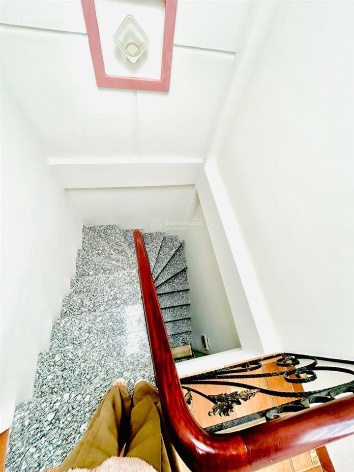 Hoàng cầu đống đa  phân lô  ô tô tránh  30m ra mặt phố  55m*5t*5m mt