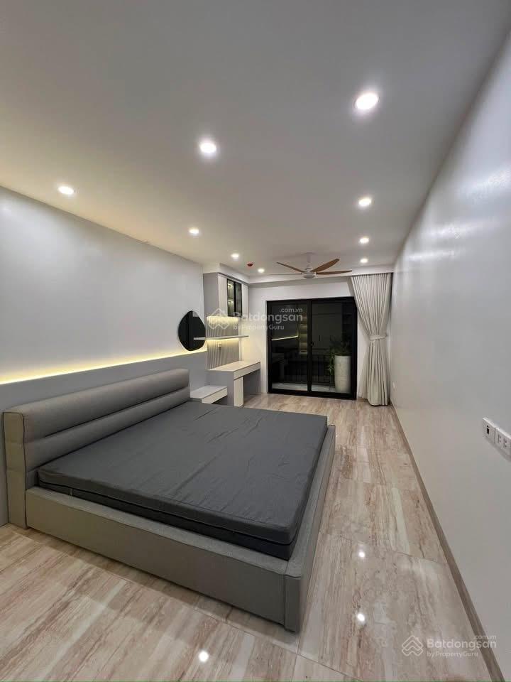 Nhà đẹp tây sơn, đống đa, xây mới 6 tầng thang máy, 10m ra ô tô, giá hấp dẫn, đầu tư sinh lời.