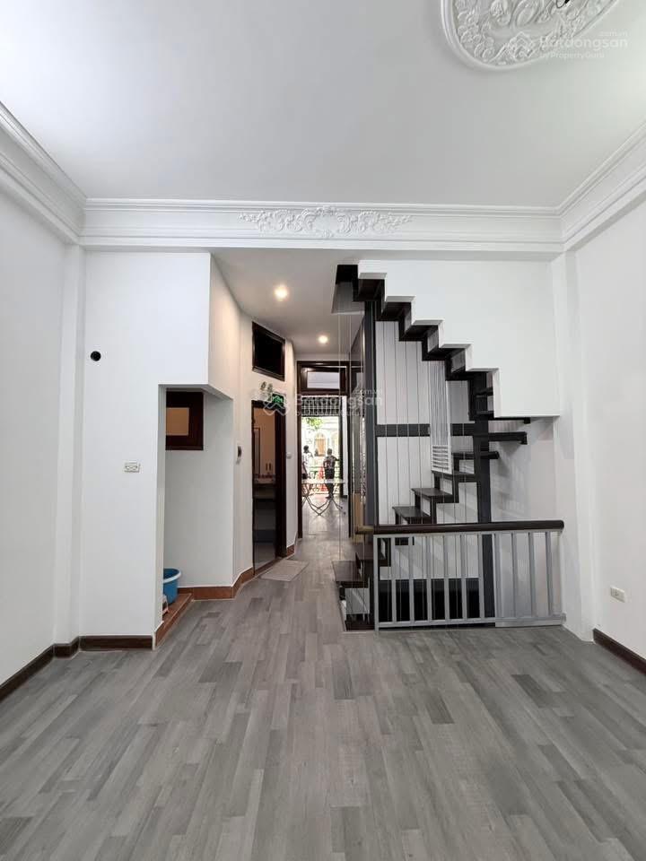 Mặt phố võ văn dũng đống đa 9t thang máy vỉa hè quyền lực kd đẳng cấp giá trị vượt trội.