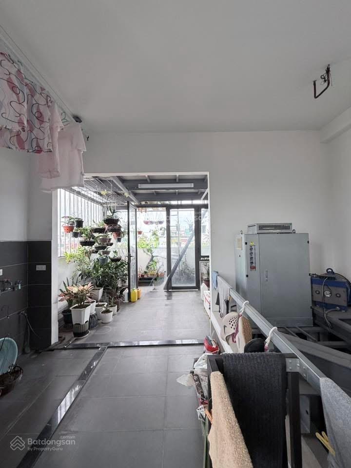 Mặt phố võ văn dũng đống đa 9t thang máy vỉa hè quyền lực kd đẳng cấp giá trị vượt trội.