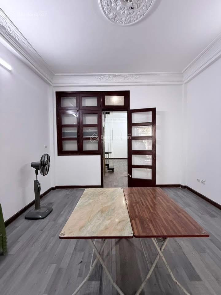 Mặt phố võ văn dũng đống đa 9t thang máy vỉa hè quyền lực kd đẳng cấp giá trị vượt trội.