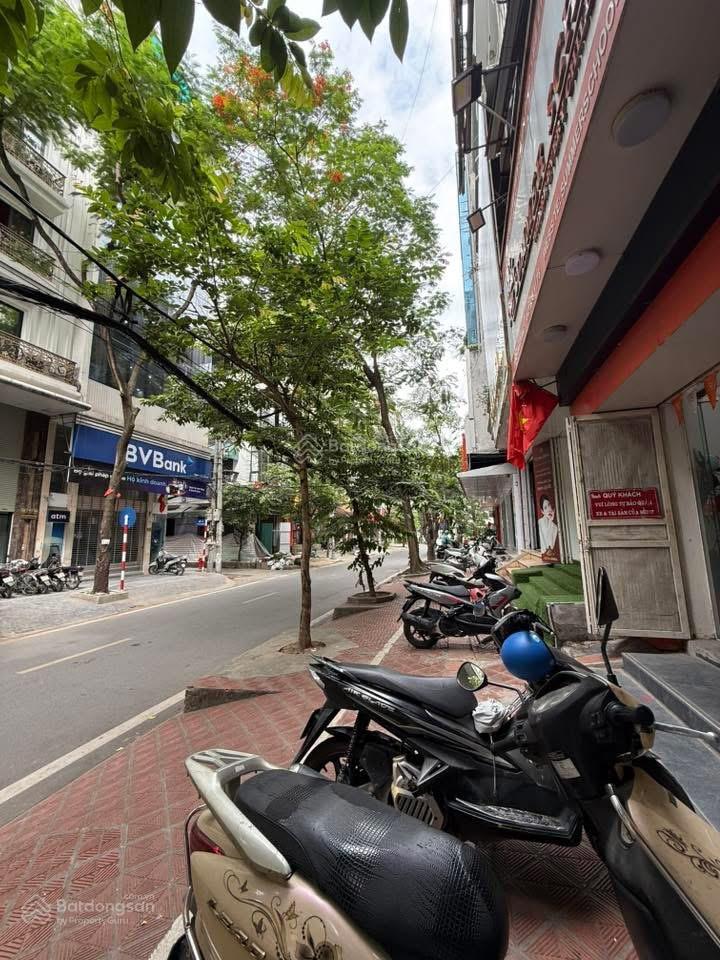 Mặt phố võ văn dũng đống đa 9t thang máy vỉa hè quyền lực kd đẳng cấp giá trị vượt trội.