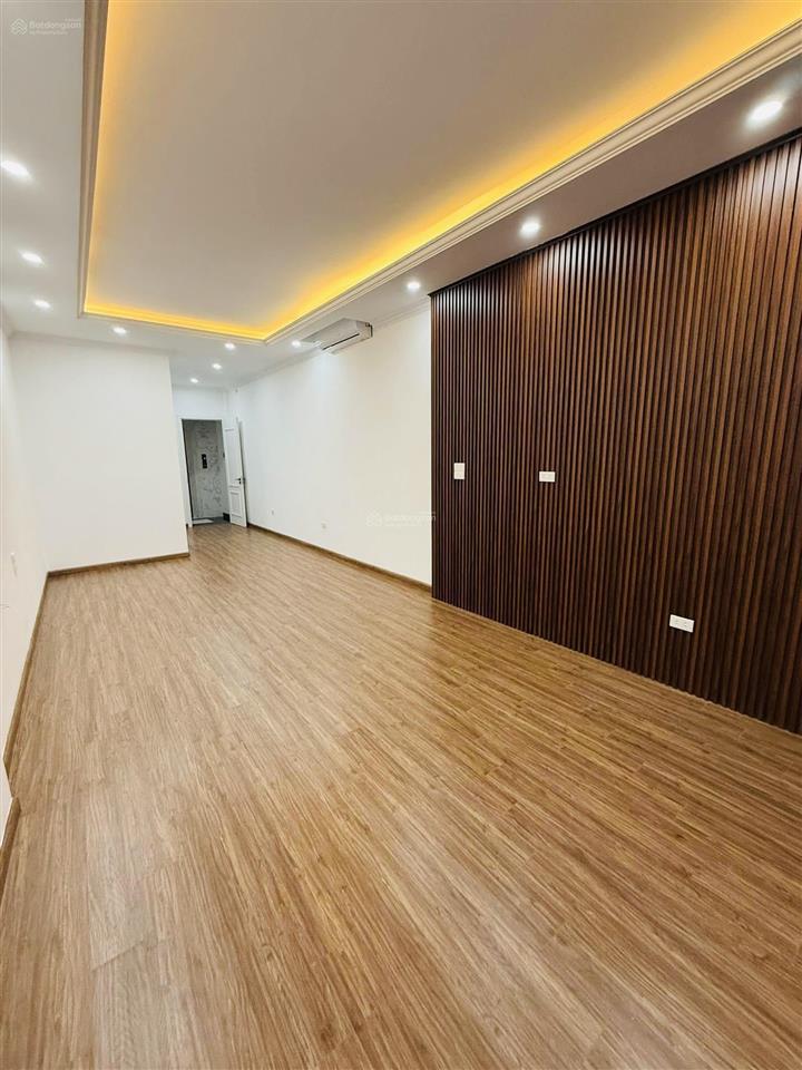 Nhà đẹp phố tôn đức thắng  phân lô  10m ra mặt phố  6 tầng thang máy  đầu tư giữ tiền đỉnh cao.