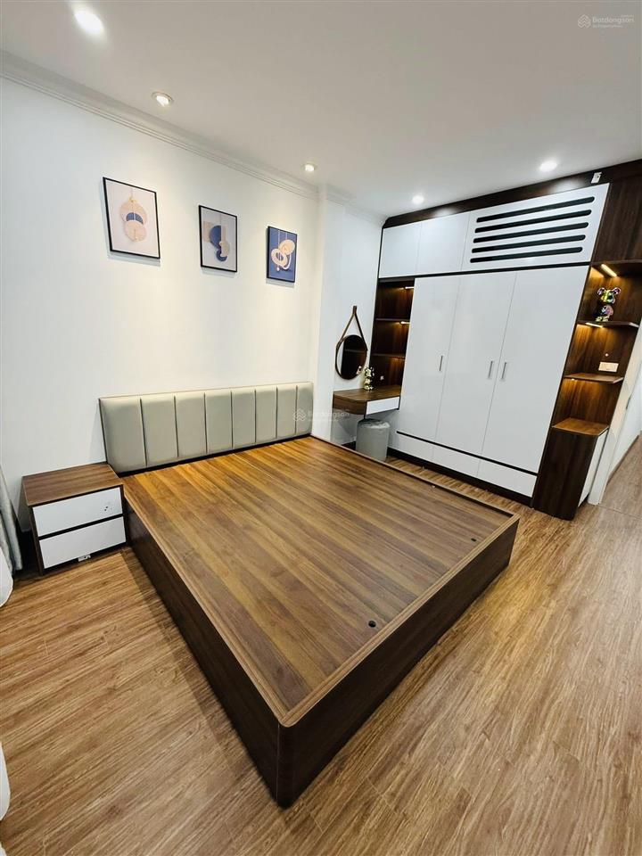Nhà đẹp phố tôn đức thắng  phân lô  10m ra mặt phố  6 tầng thang máy  đầu tư giữ tiền đỉnh cao.