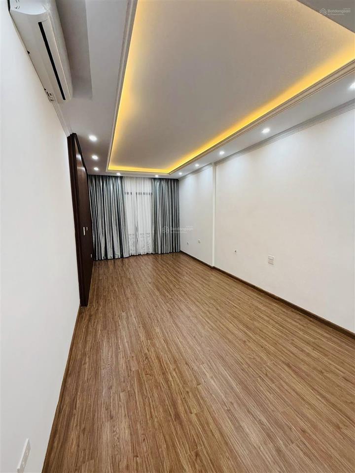 Nhà đẹp phố tôn đức thắng  phân lô  10m ra mặt phố  6 tầng thang máy  đầu tư giữ tiền đỉnh cao.