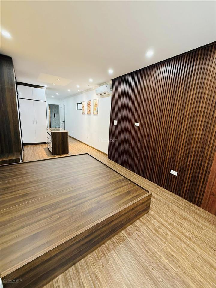 Nhà đẹp phố tôn đức thắng  phân lô  10m ra mặt phố  6 tầng thang máy  đầu tư giữ tiền đỉnh cao.