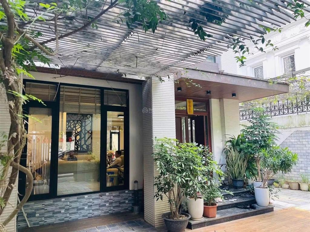 Biệt thự vip kđt linh đàm200m mt 10m vỉa hè rộng ở kết hợp văn phòng kinh doanh 67 tỷ